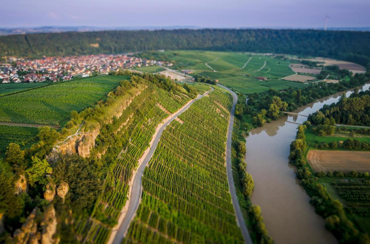Exnicrum Wein . Genuss . Hotel Hessigheim Экстерьер фото